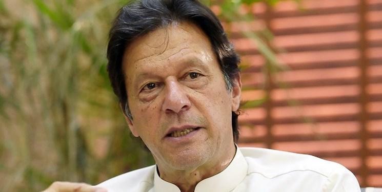 عمران خان: مخالفان قوانین را رعایت کنند مانع تظاهرات آنها عمران خان: مخالفان قوانین را رعایت نمایند مانع تظاهرات آنها نمی شویم