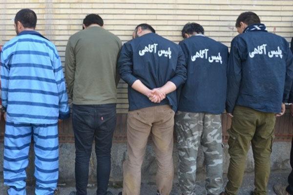 دستگیری 5 سارق و مالخر حرفه ای در مرند دستگیری 5 دزد و مالخر حرفه ای در مرند