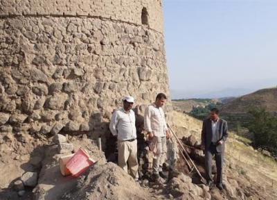 بازسازی بنای تاریخی کهنه قلعه در حال اجرا است
